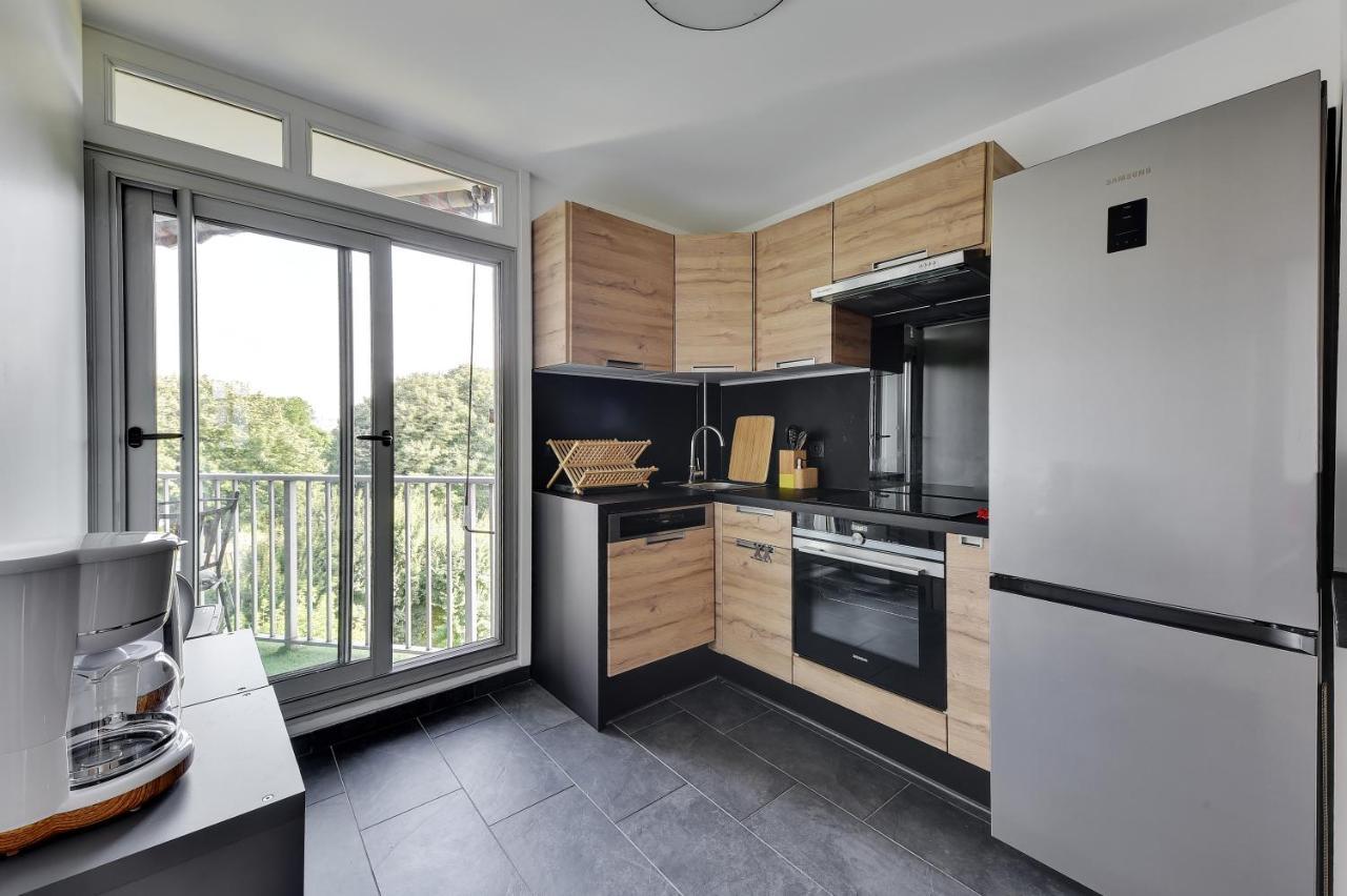 Chic Apart With Parking And Balcony Apartment Villeneuve-la-Garenne Exterior photo