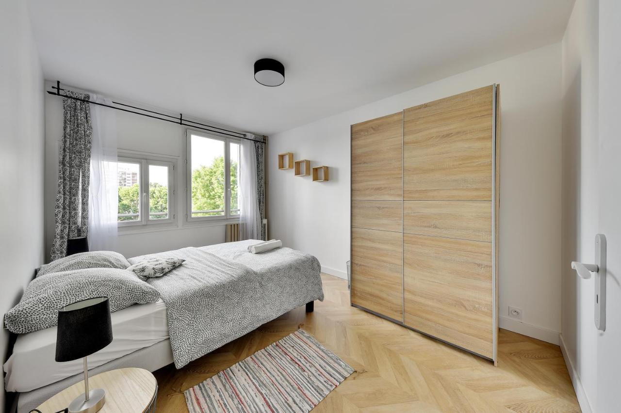 Chic Apart With Parking And Balcony Apartment Villeneuve-la-Garenne Exterior photo